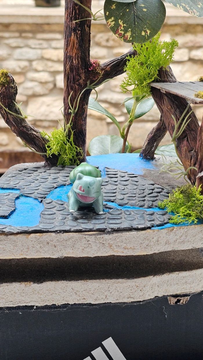 Super figurine Pokemon Nintendo Bulbizarre effet brillant