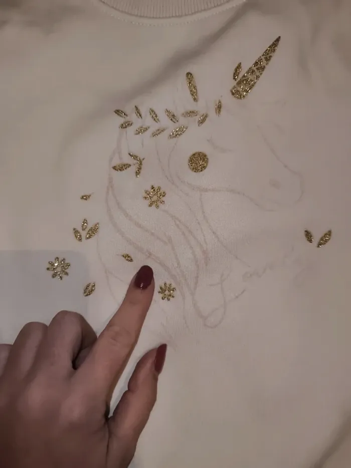 Pull licorne - photo numéro 3