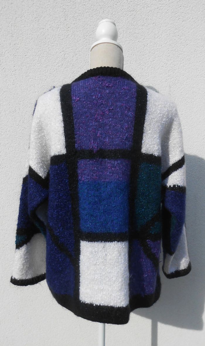 Pull vintage fait main dans un style mondrian - photo numéro 3