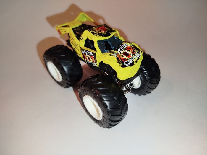 HHot Wheels Monster Truck Totaled