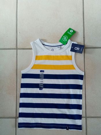 Débardeur Okaïdi taille  5 ans