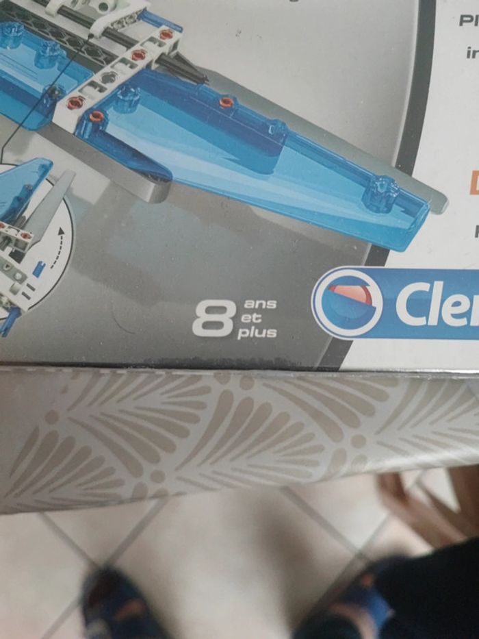 Jeu de construction avions et hélicoptères Clementoni neuf - photo numéro 4