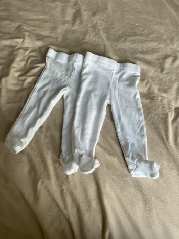 Lot de 2 leggings avec chaussettes intégrées