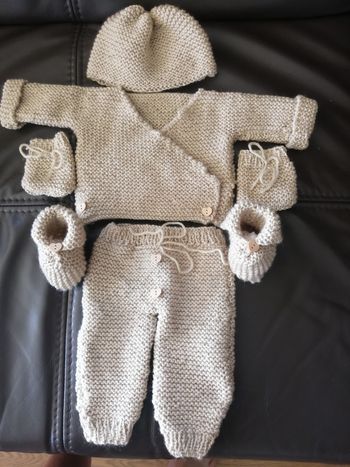 Lot naissance 1mois 5 pièces fait main neuf 