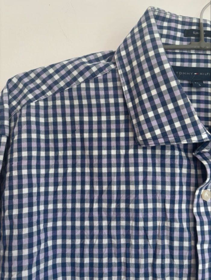 👔 Chemise slim fit Tommy Hilfiger ; Taille L - en parfait état - 100% coton - photo numéro 2