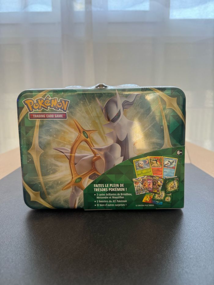 Pokémon Coffret Valisette Arceus 2022
