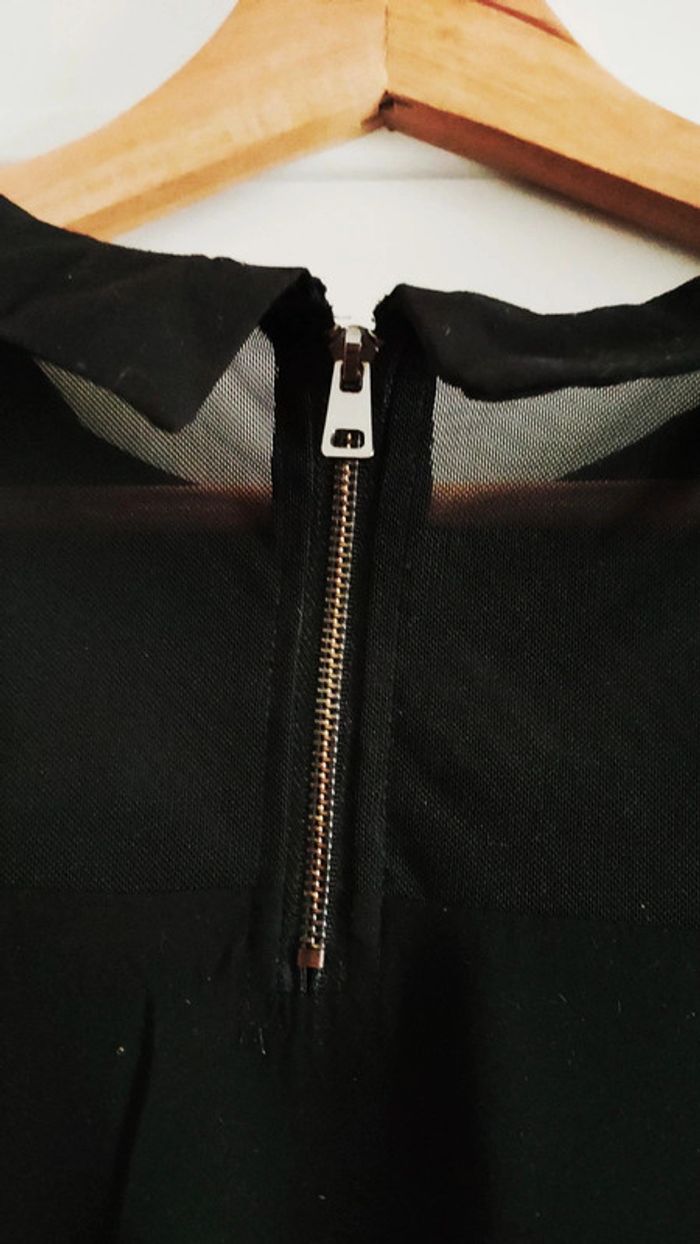 Haut noir - photo numéro 3