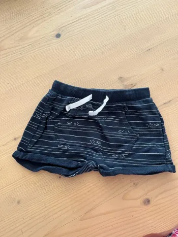 Short 18mois