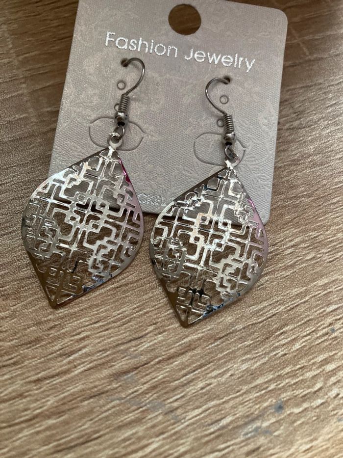 boucles d oreilles - photo numéro 4