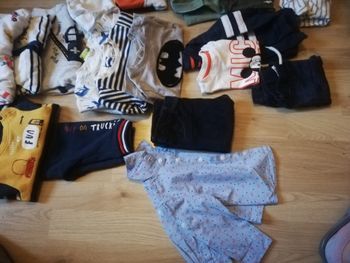 Lot vêtements 9 mois