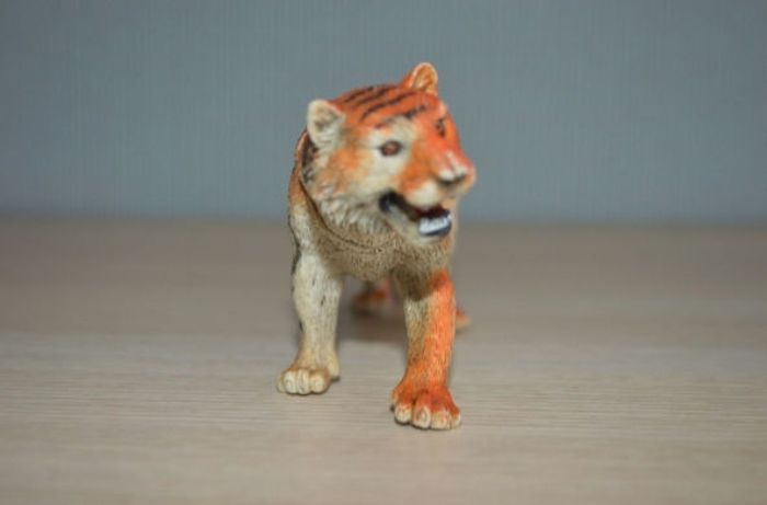 Animal tigre (orange,noir et blanc) - photo numéro 2