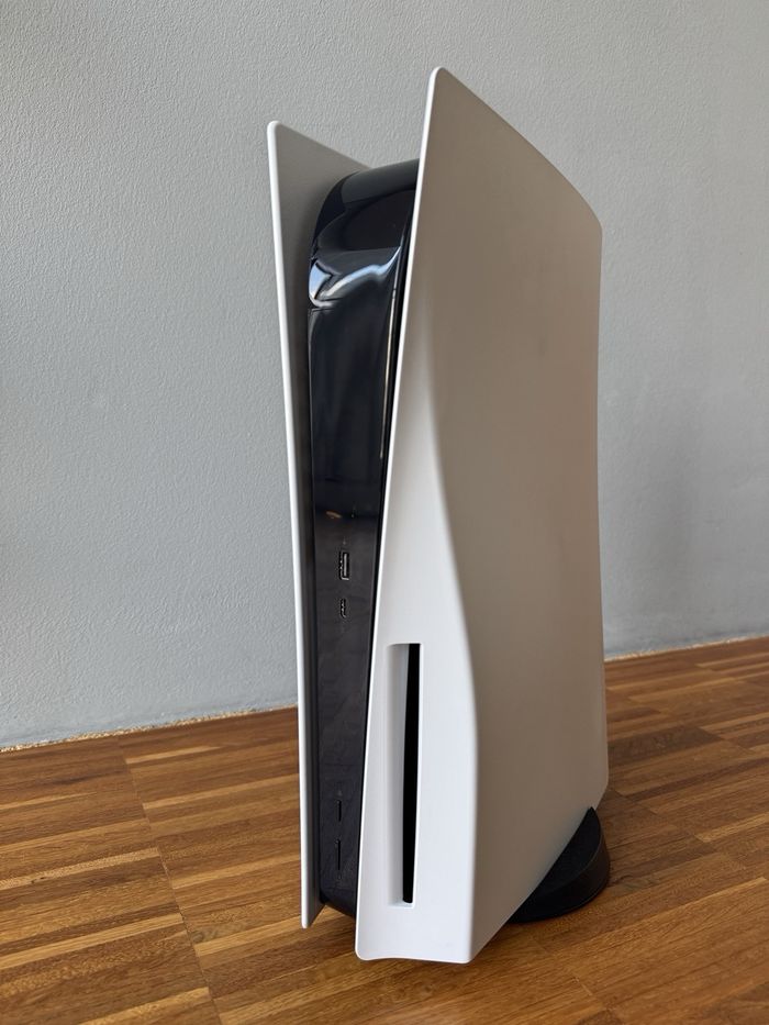 PlayStation 5 pro - photo numéro 2