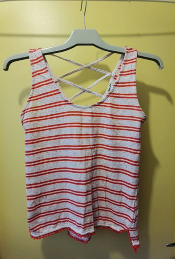 Débardeur rayé blanc et rouge