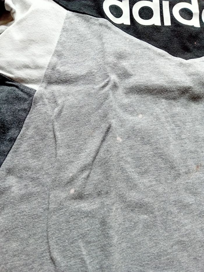 Tshirt Adidas 11 12 ans - photo numéro 3