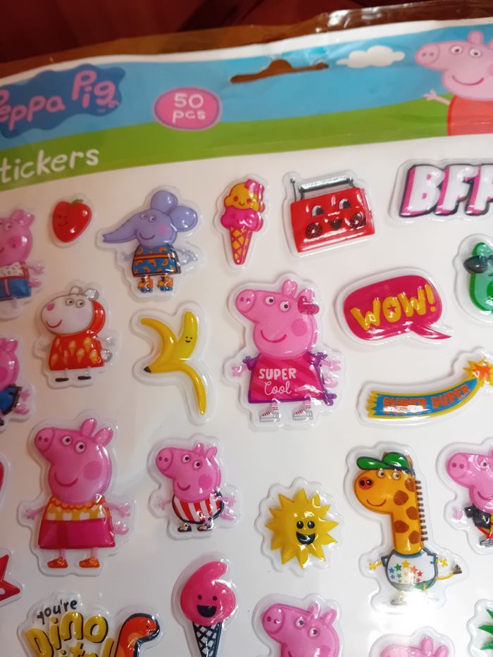 Planche stockées peppa pig - photo numéro 5