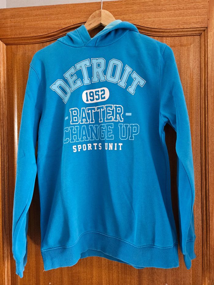 Sweatshirt à capuche