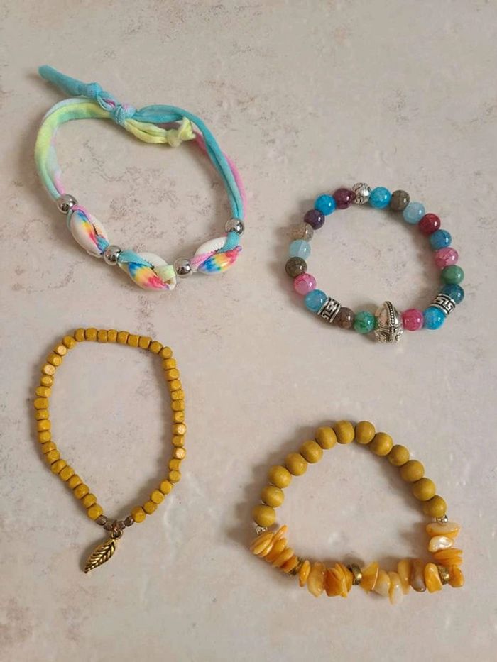 Lot de bracelets