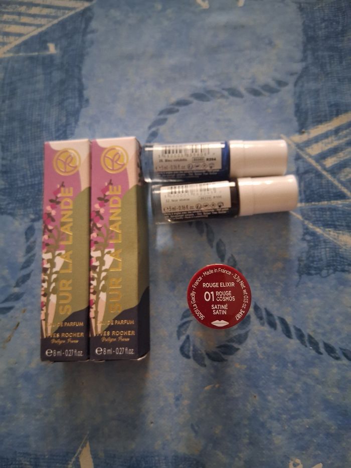 Lot maquillage - photo numéro 2