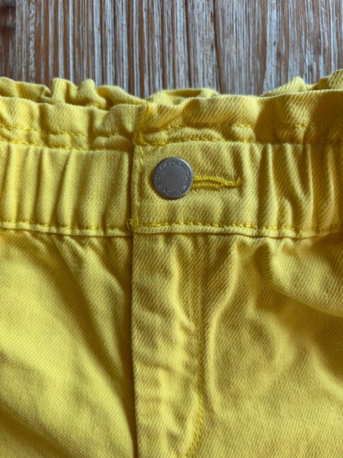 Short jaune Okaïdi 7 ans - photo numéro 2
