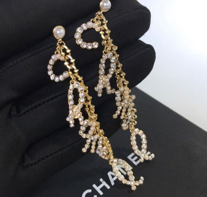 Boucles d’oreilles pendantes doré