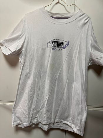T-shirt blanc celio démon slayer shinobu taille l
