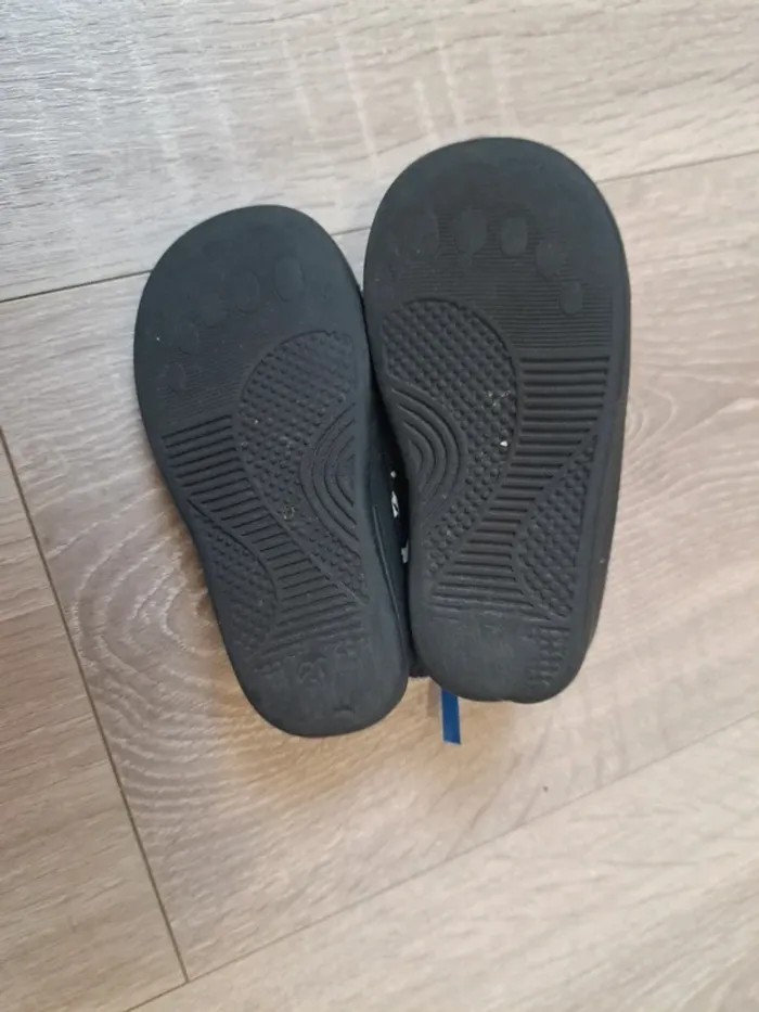 Chausson taille 20 - photo numéro 5
