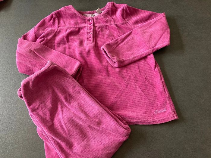 Okaidi ensemble pyjama 2 pièces vêtement fille enfant 6 ans