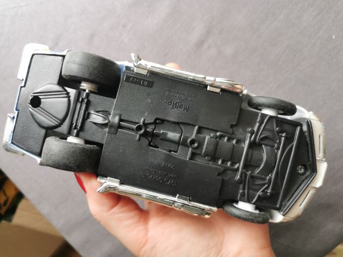 Chevrolet Corvette 1970 (Maisto) - photo numéro 5