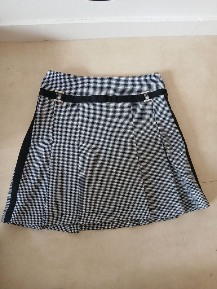 Mini jupe Etam taille 36 - photo numéro 2