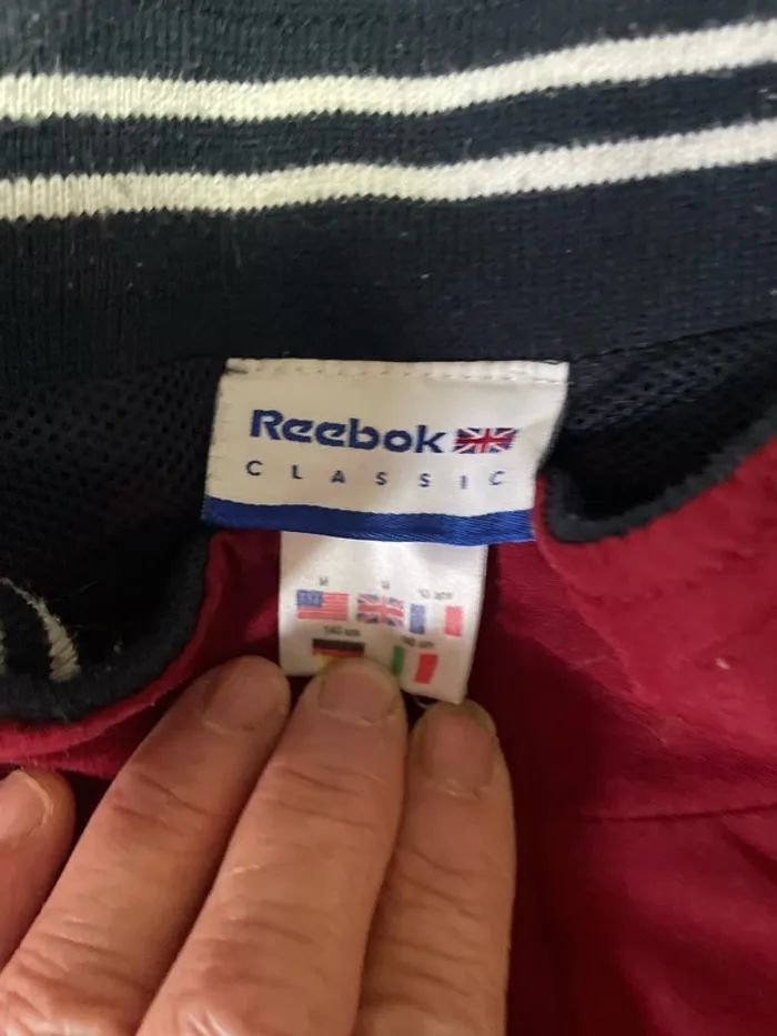 Veste reebok 10 ans - photo numéro 3