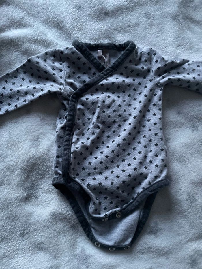 Body et pyjama gris - photo numéro 5