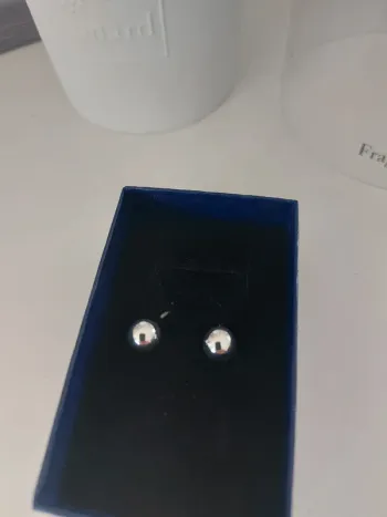 Boucles d'oreilles petites boules en argent