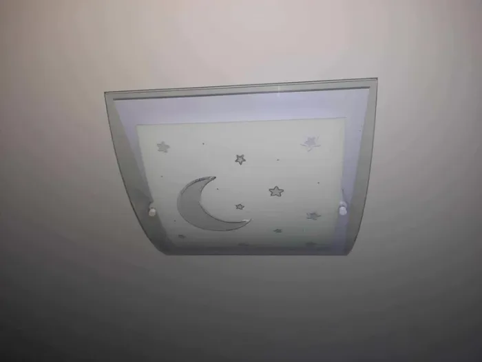 Plafonnier phosphorescent lilas lune et étoiles - photo numéro 2