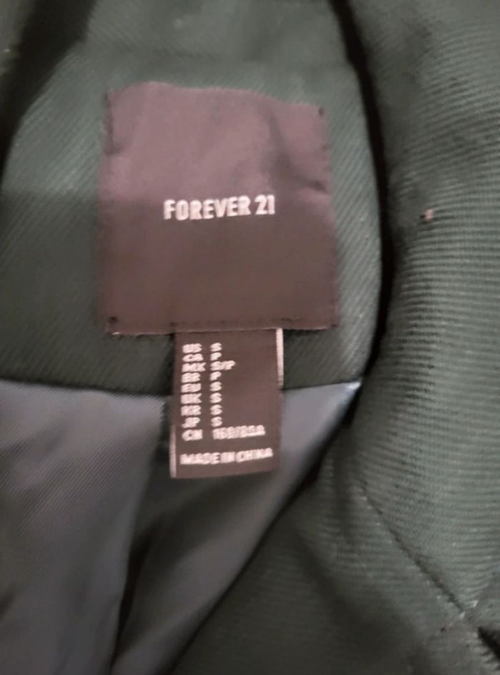 Manteau vert foncé - photo numéro 2