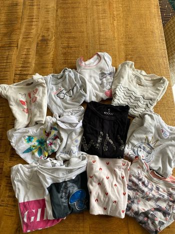 Lot de 12 t shirts manche courtes