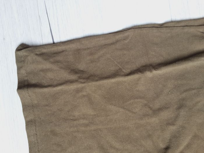 Vêtement garçon tee-shirt débardeur kaki Zeeman 8 ans - photo numéro 2