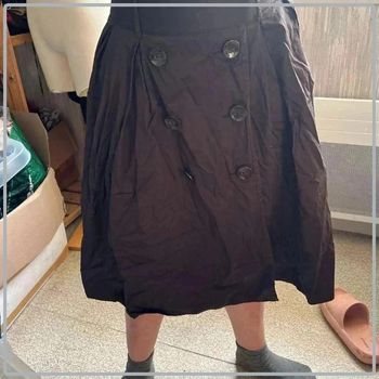 Jupe  plissée taille 38  marque Zara