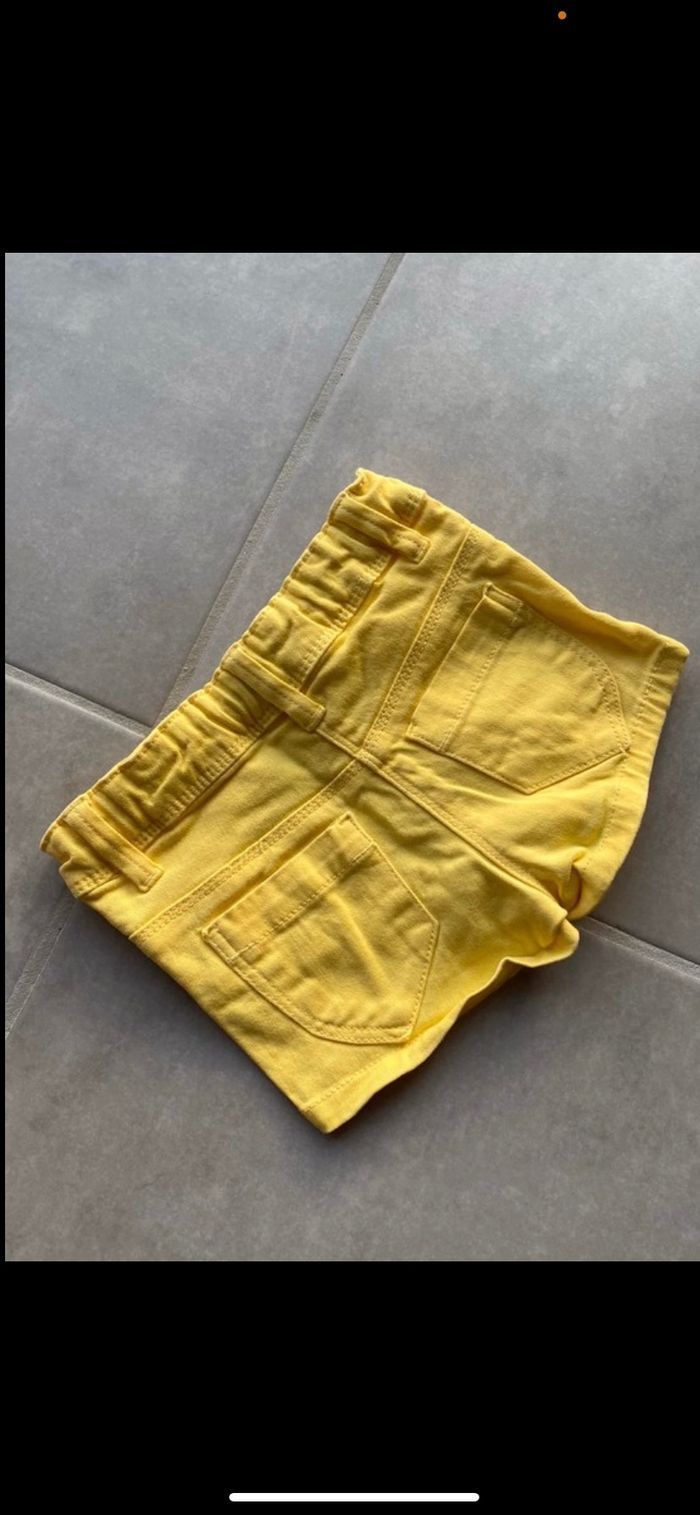 Short en jean jaune 24 mois Neuf - photo numéro 7
