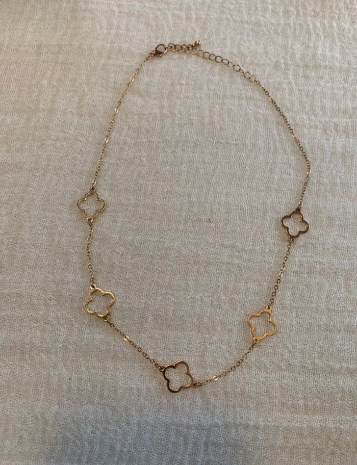 Collier pendentif trèfle en plaqué or - inoxydable chaîne réglables - photo numéro 3