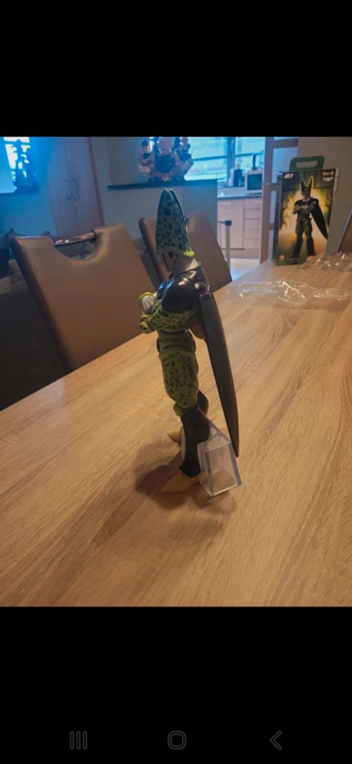 Ichiban cell dragon ball - photo numéro 2