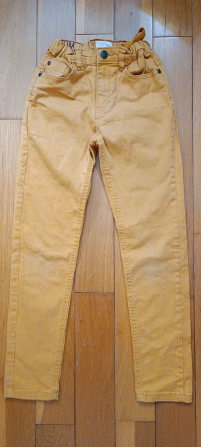 Jeans jaune DPAM 10 ans réglable à la taille