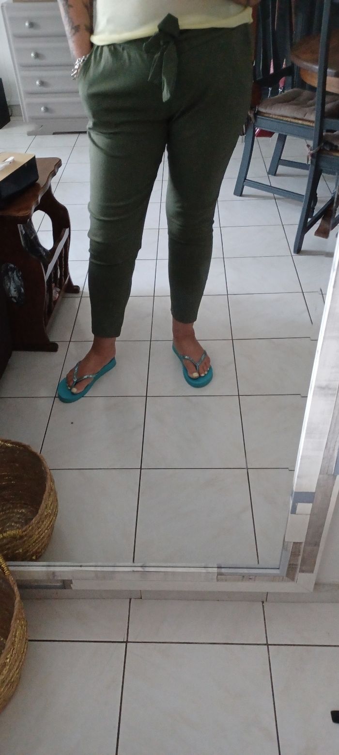 Très beau pantalon  femme T U