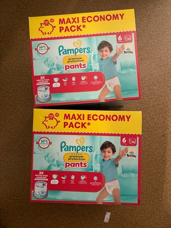 2 cartons de 66 couches culottes t6 pampers premium