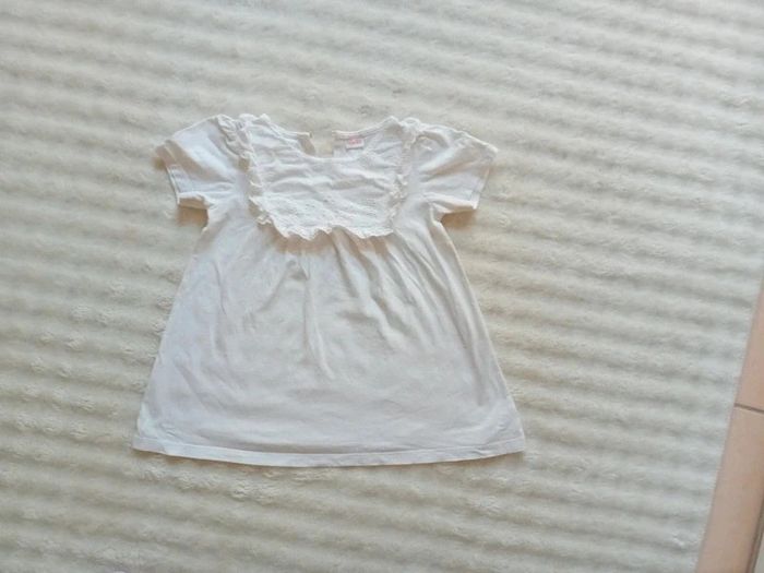 Tshirt 5/6ans Zara 🌼🤍