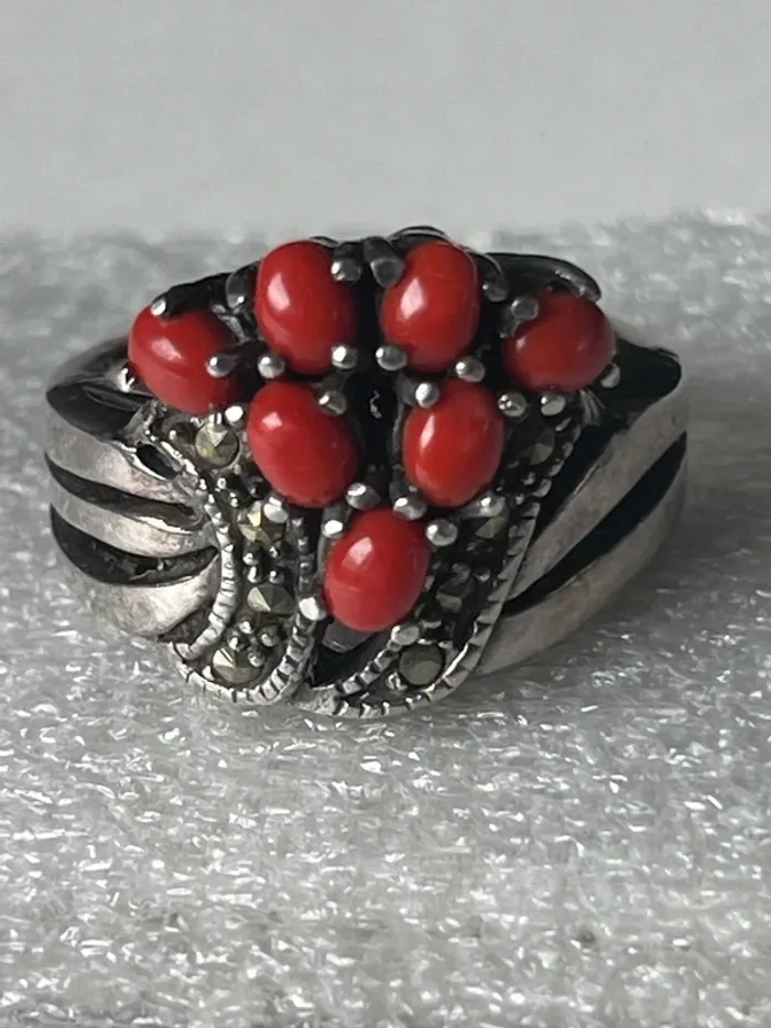 Bague ancienne en argent et corail rouge - photo numéro 2