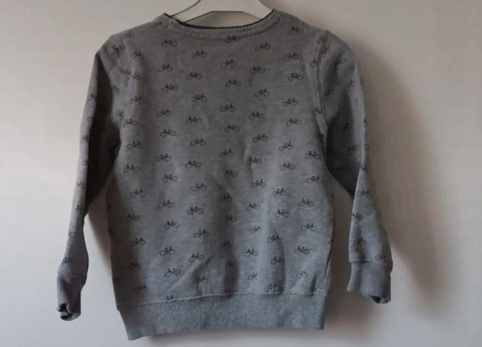 Pull la redoute 6ans - photo numéro 2