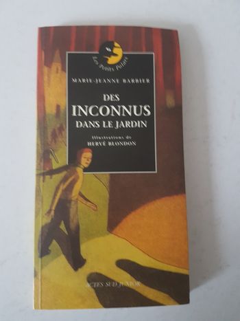 Des inconnus dans le jardin