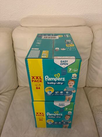 168 Pampers taille 7 Baby Dry