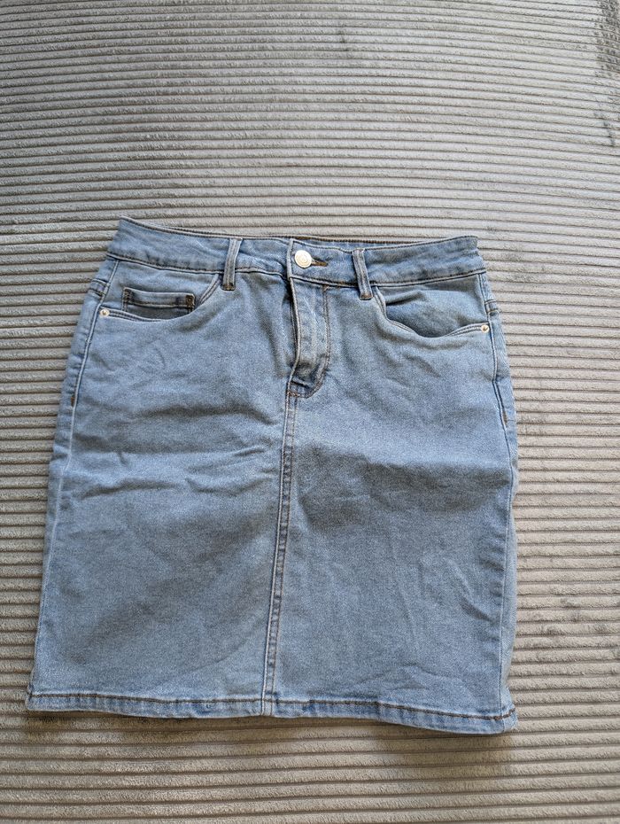Mini jupe en jean clair