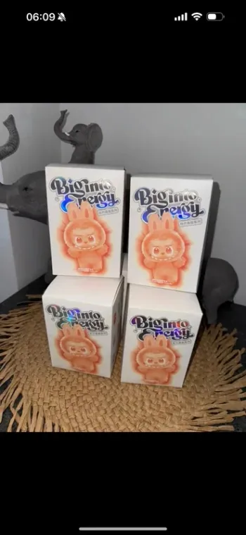 Peluche labubu modèle aléatoire